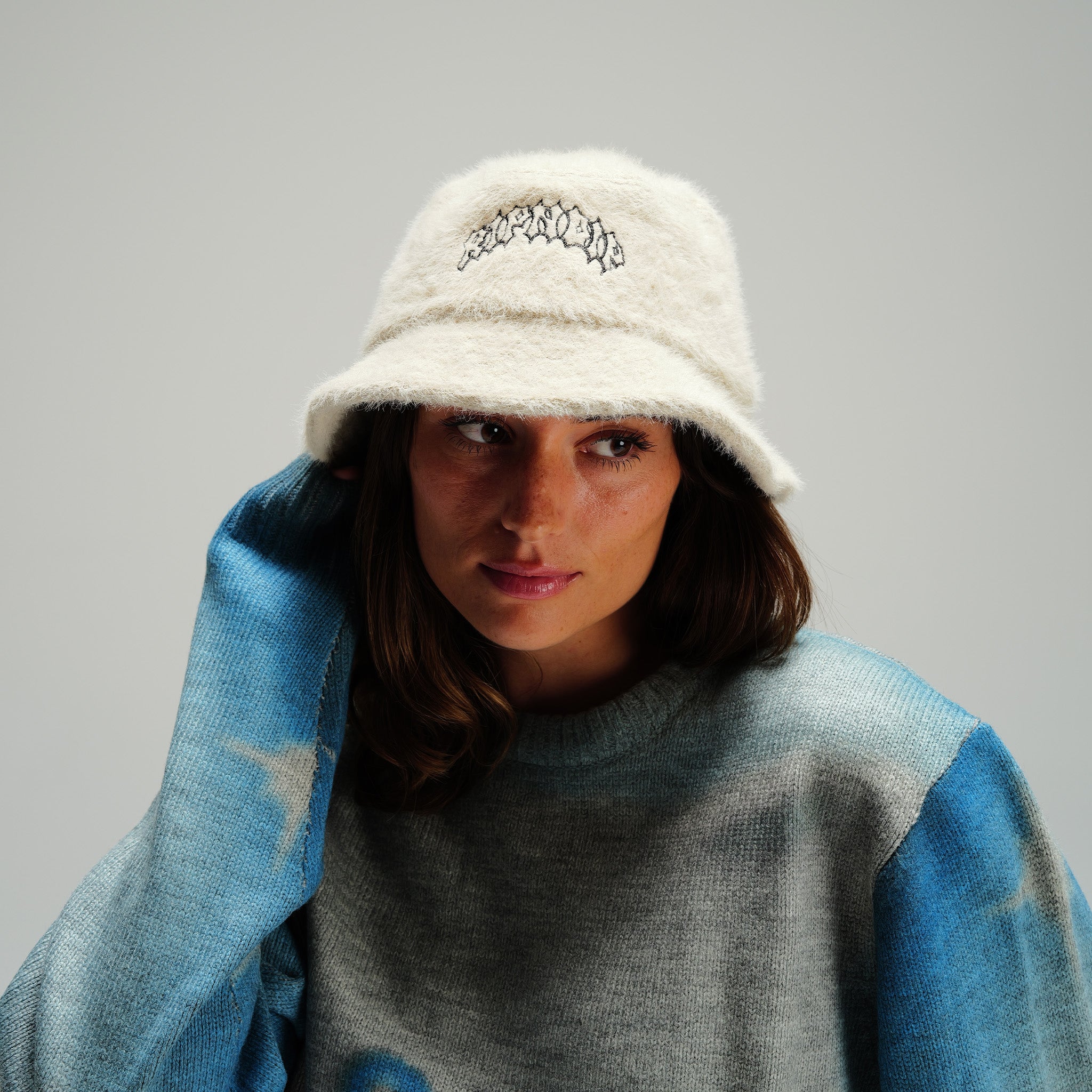 RIPNDIP Rosary Sherpa Bucket Hat (Off White)